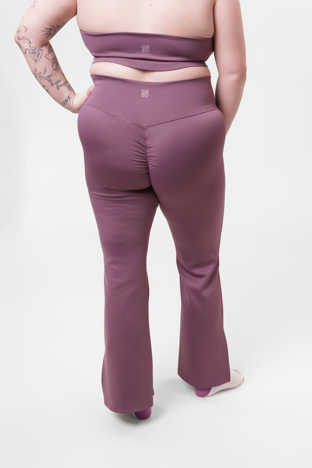 Resolute Flair Legging