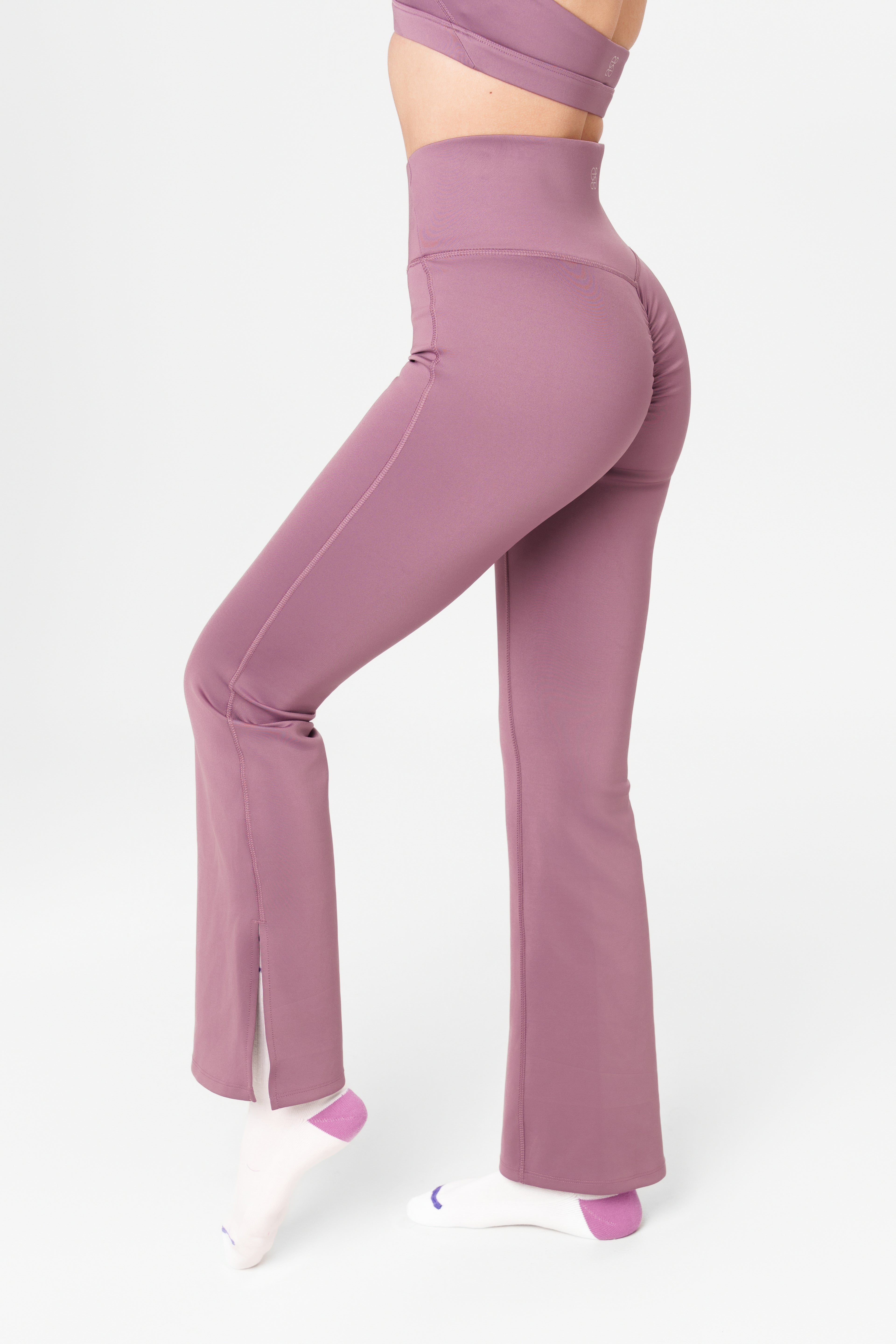 Resolute Flair Legging