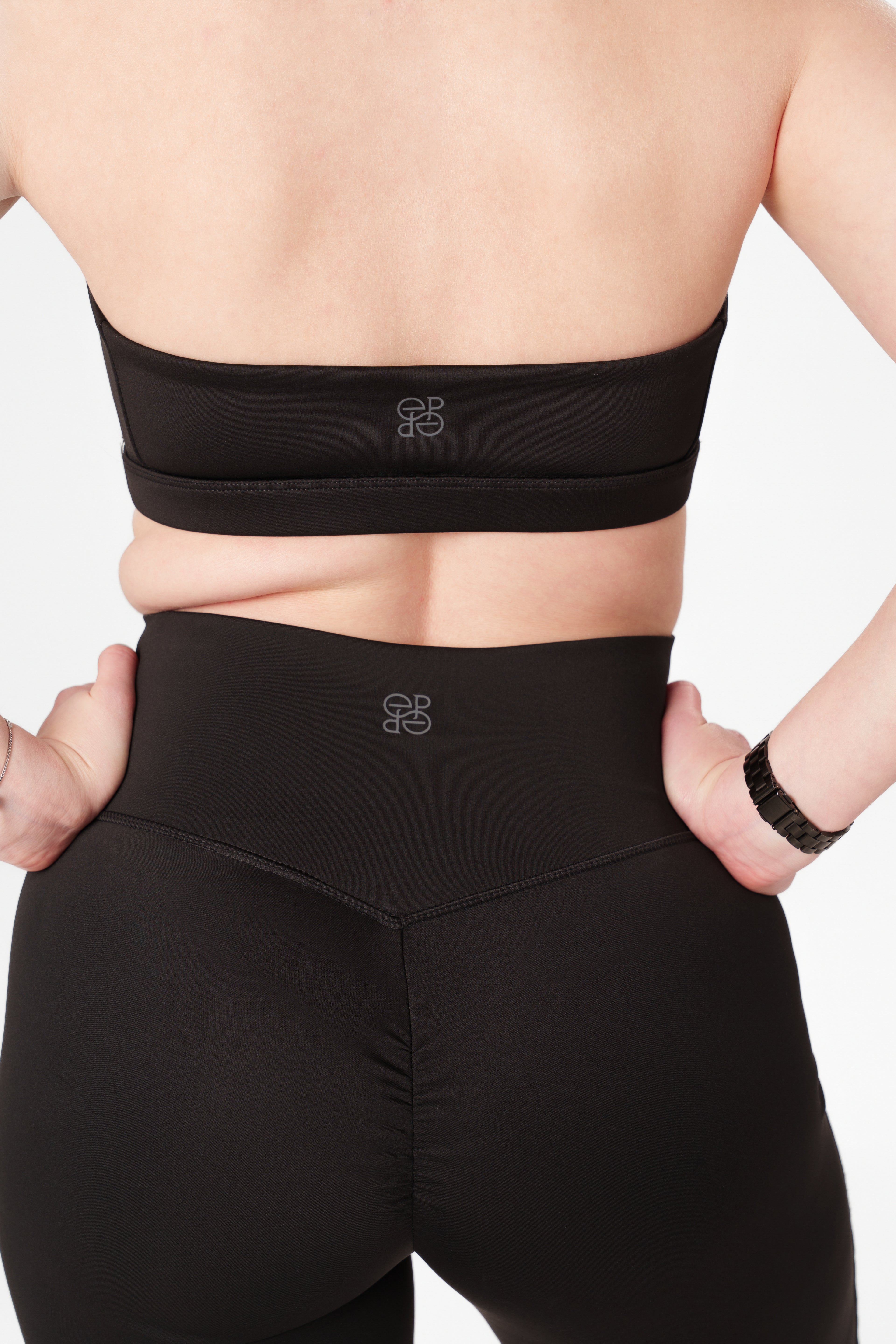 Resolute Scoop Bra