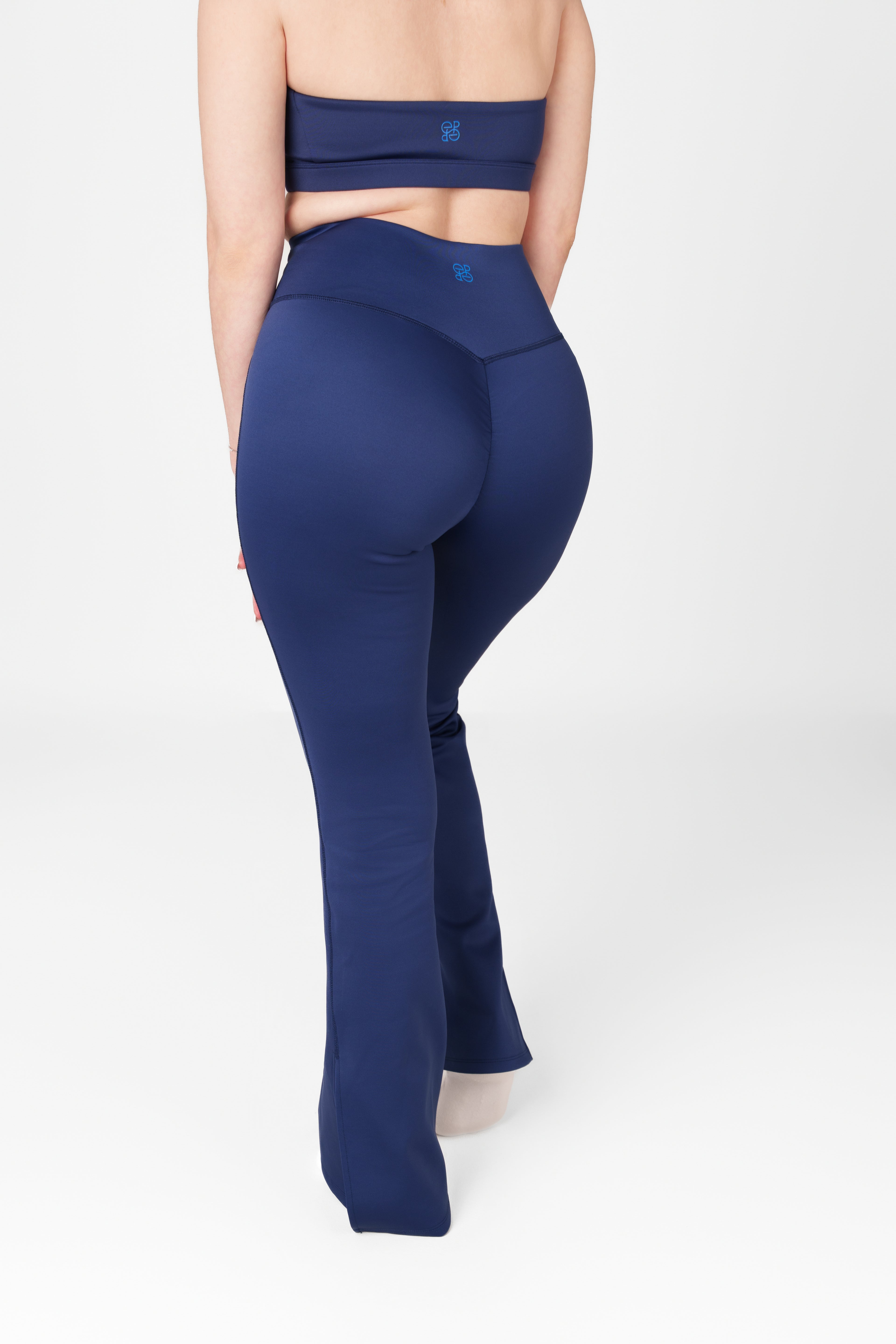 Resolute Flair Legging